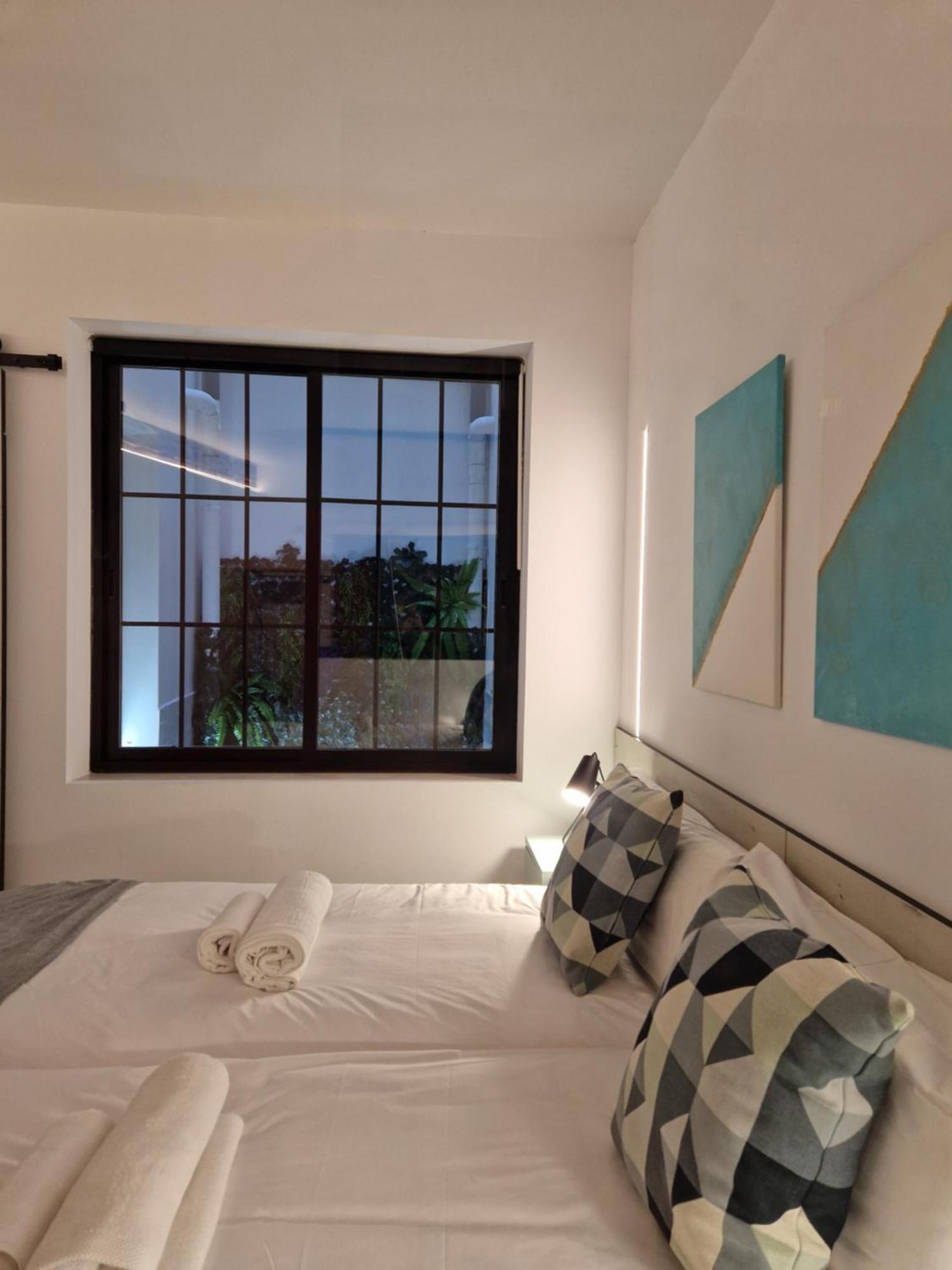 Apartamentos Wur Мадрид Экстерьер фото