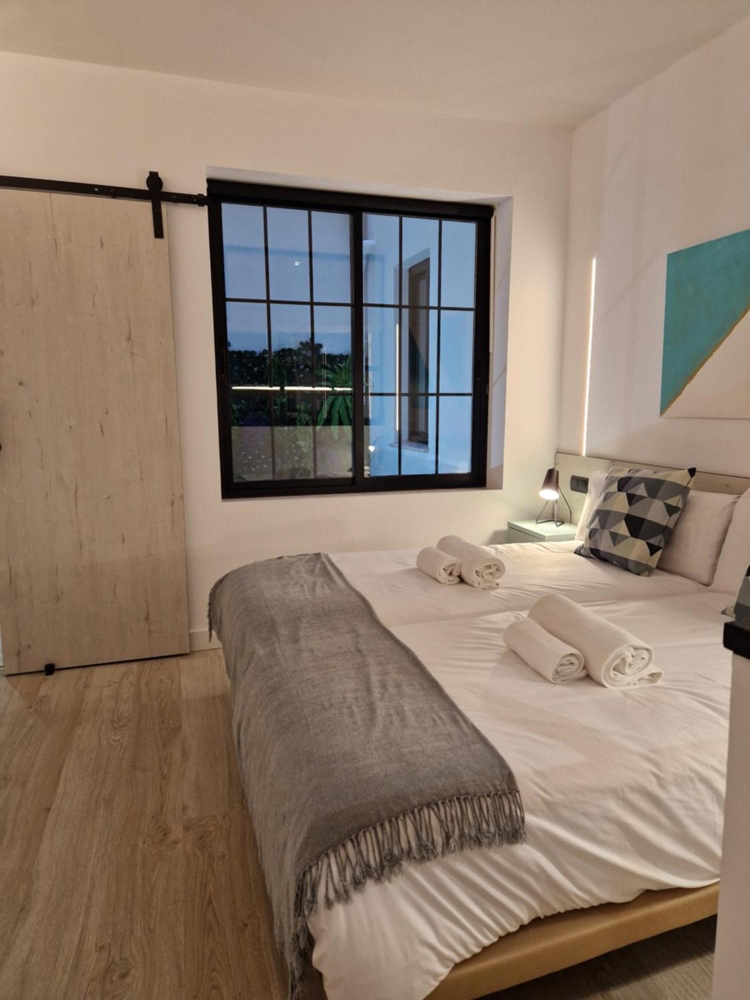 Apartamentos Wur Мадрид Экстерьер фото